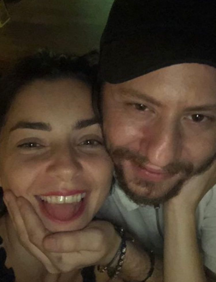 Merve Boluğurdan düğün öncesi ilk poz Gelinlik tercihi...