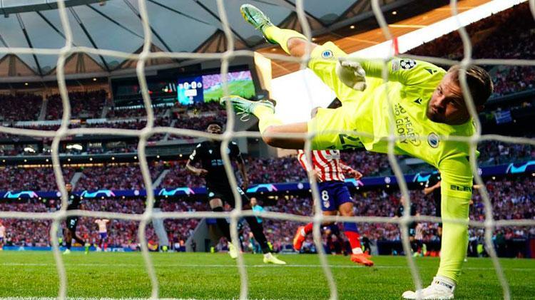 UEFA Şampiyonlar Liginde tarihi gece Gruptan çıkmasına şans verilmeyen Club Bruggeden müthiş performans...