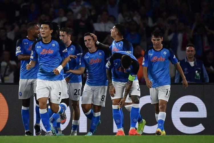 UEFA Şampiyonlar Liginde tarihi gece Gruptan çıkmasına şans verilmeyen Club Bruggeden müthiş performans...