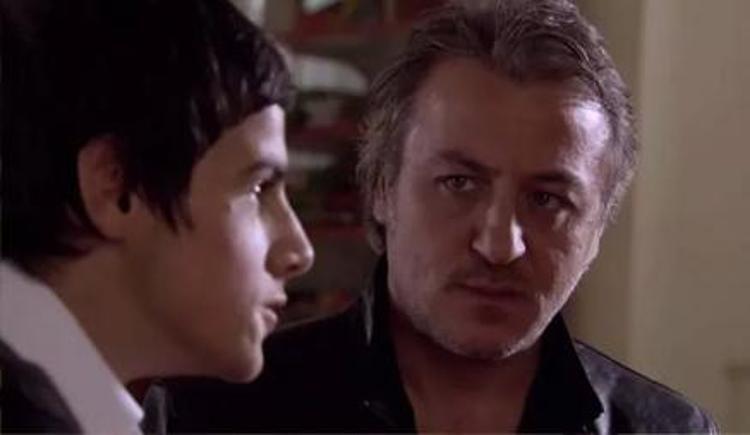 DÜNYANIN EN ÇABUK ADAM OLAN ADAMIYIM