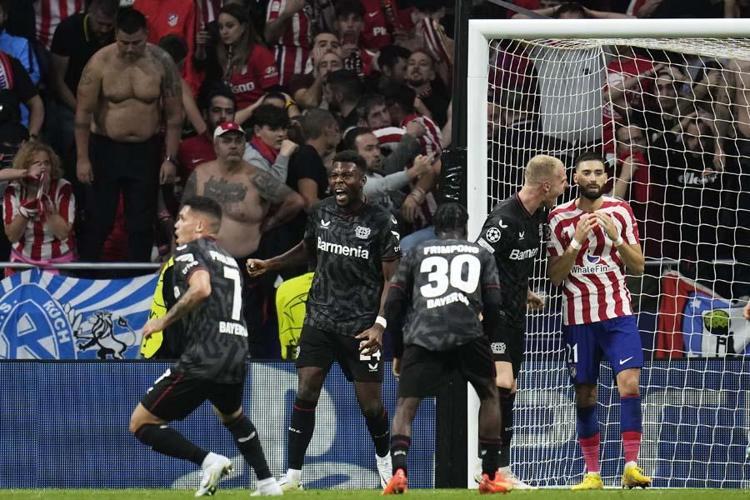 UEFA Şampiyonlar Liginde tarihi gece Barcelona ve Atletico Madrid için dramatik son...