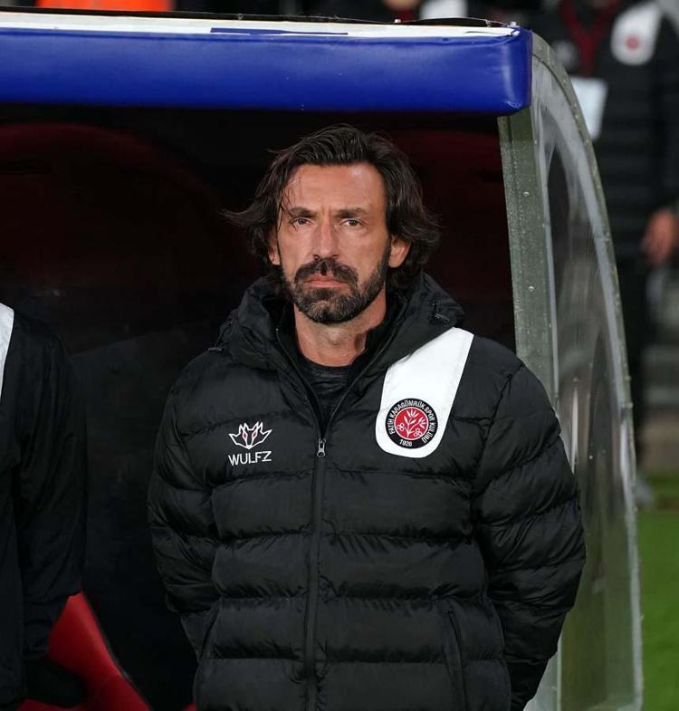 Galatasaray deplasmanda Fatih Karagümrükü iki golle geçti