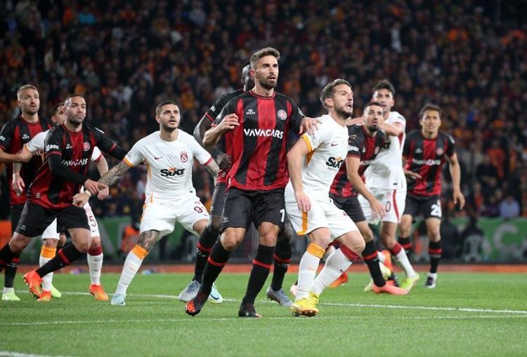 Okan Buruka Yeni Semih Kaya Maçtan sonra şok eden sözler: G.Sarayın topçusu değil