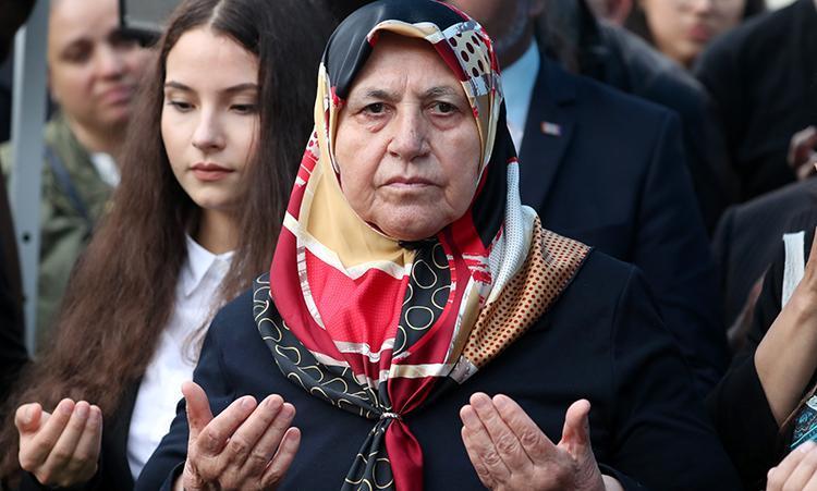 SOLİNGEN’İN SİMGESİ MEVLÜDE GENÇ KİMDİR