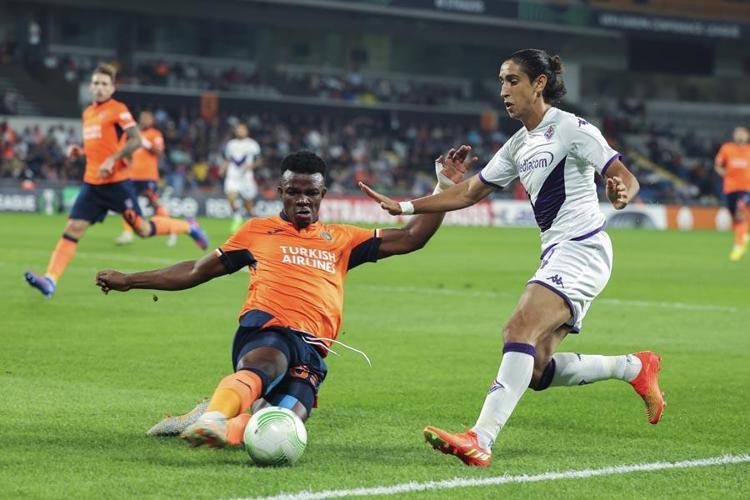 Boynuz kulağı geçti Terimin nereden çıktı bu adam dediği oyuncuyu Emre Belözoğlu 7 milyon euro yaptı
