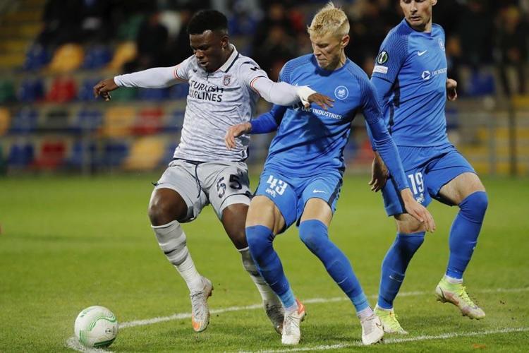Boynuz kulağı geçti Terimin nereden çıktı bu adam dediği oyuncuyu Emre Belözoğlu 7 milyon euro yaptı