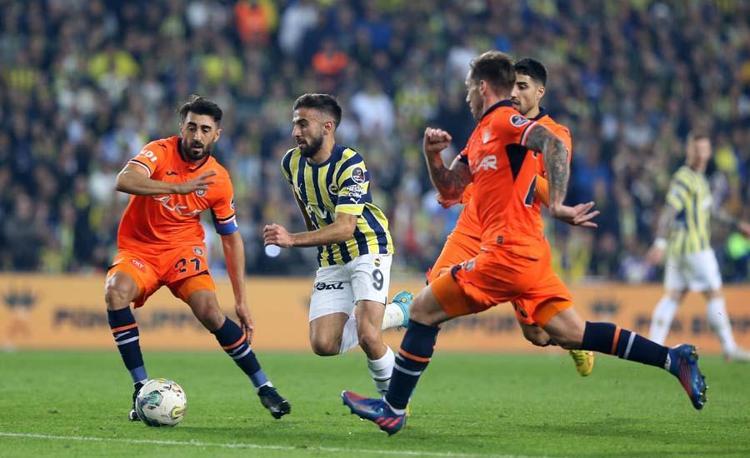 Galatasaray ile Fenerbahçe arasında mail savaşları: Projeye katkılarınız için teşekkür ederiz