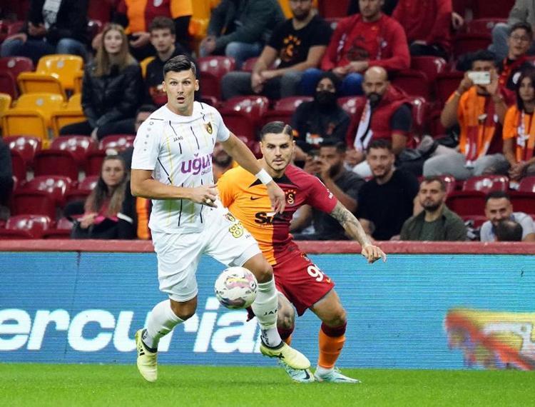 LE PARISIEN: İSTANBUL DERBİSİNDE ÇİFTE GOL VE ZAFER
