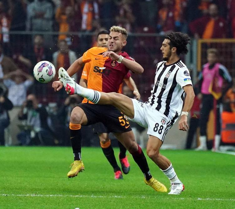 Duayen isimden Galatasaray - Beşiktaş maçı sonrası yıldız oyuncuyla ilgili sert sözler: Geçmişini mumla aratıyor