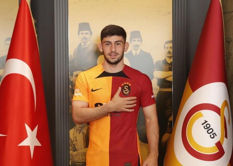 Okan Buruk sadece 40 dakika oynattı Alman devi onun için atağa kalktı