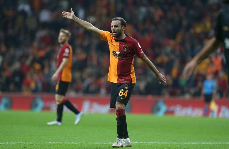 Yunus Akgün, Seferovic, Gomis döküldü taraftarlar ateş püskürdü Kemal Sunalın film müziği olay oldu