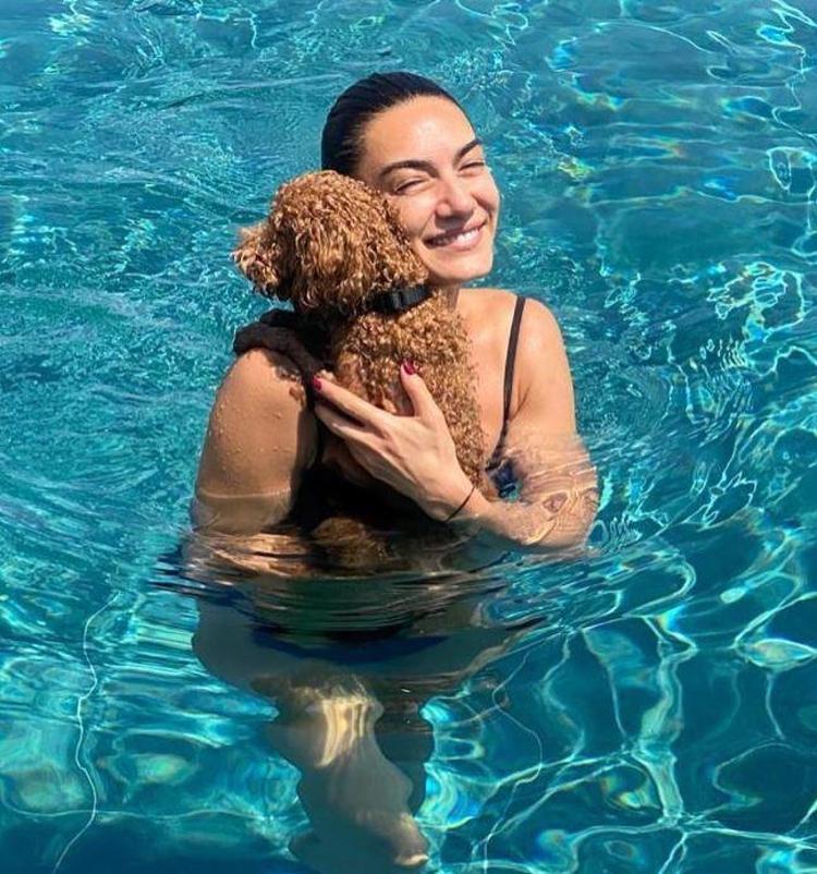 Nükhet Durunun tayt açıklamasına, Hande Subaşından kimse karışamaz cevabı