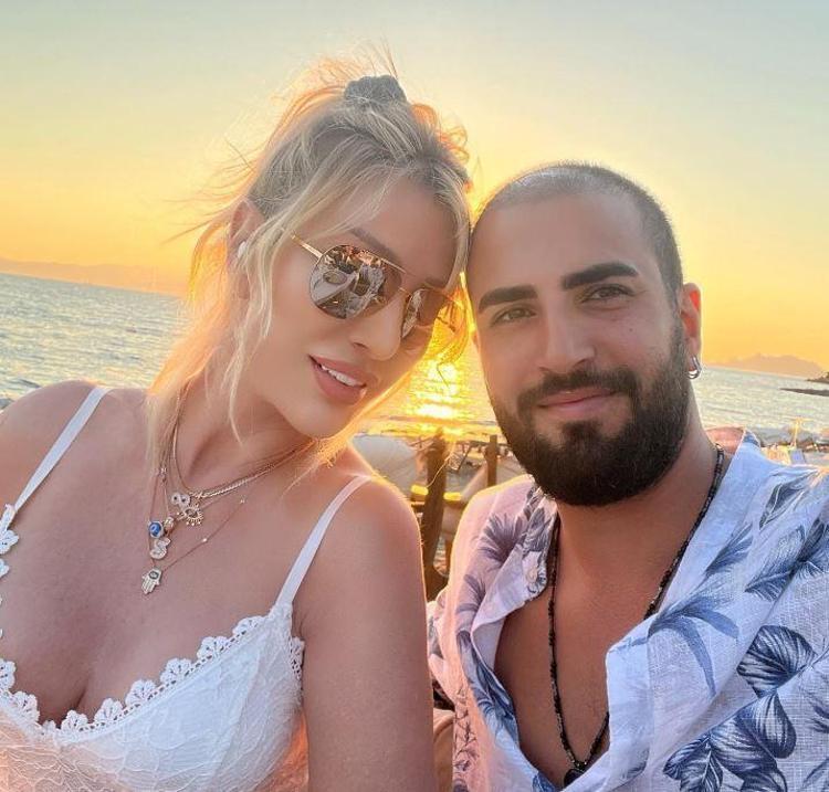Büşra Pekine Seda Sayan filtresi Nasip oldu şükür