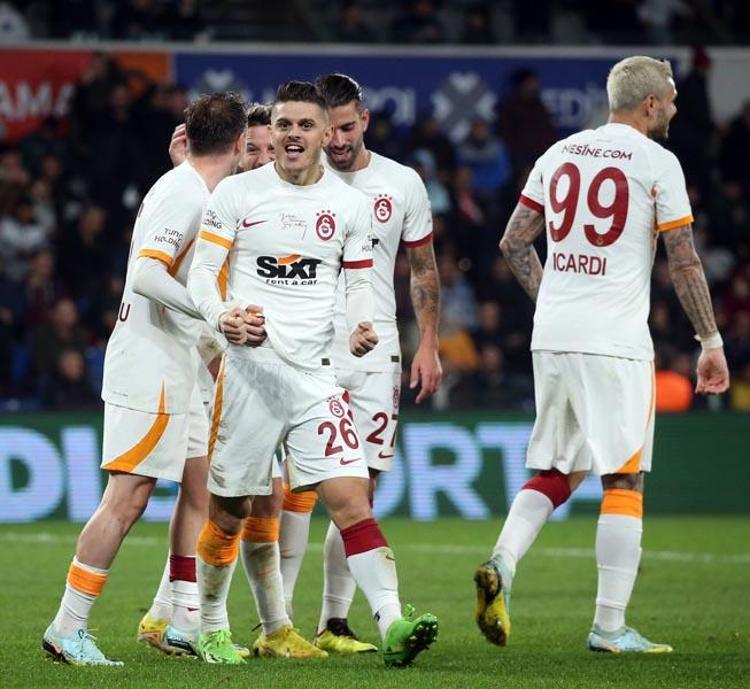Okan Buruk Jorge Jesusun hatasını affetmedi İcardinin asisti Galatasaraylıları mest etti