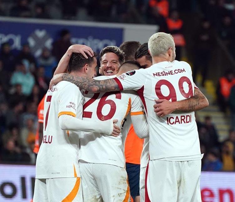 Okan Buruk Jorge Jesusun hatasını affetmedi İcardinin asisti Galatasaraylıları mest etti