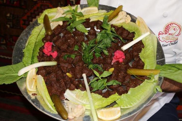 Çiğ köftede büyük tehlike Salmonella ve bağırsak kökenli bakteri