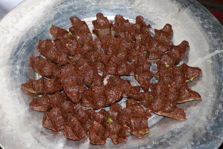 Çiğ köftede büyük tehlike Salmonella ve bağırsak kökenli bakteri