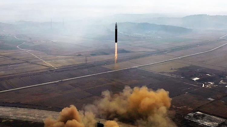 Kuzey Kore lideri Kim Jong-un ilk kez kızıyla görüntülendi