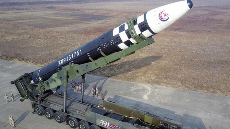 Kuzey Kore lideri Kim Jong-un ilk kez kızıyla görüntülendi