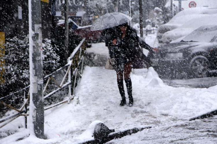 Şiddetli kar yağışı başlıyor 4 dereceye kadar düşecek, Meteoroloji son dakika duyurdu
