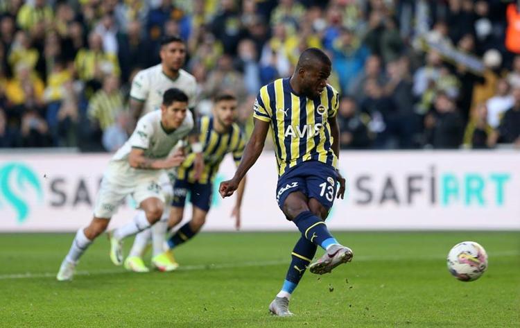 Igor Tudor durdu durdu Fenerbahçenin göz bebeği için Longoriaya rapor sundu Hemen almamız lazım