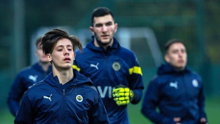 Arda Gülerde Son Dakika Ali Koç araya girdi iş bitti 30 milyon euroya...