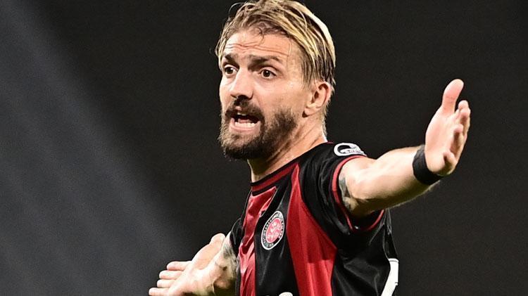 Beşiktaş ve Galatasaray derken Caner Erkinden sürpriz transfer görüşmesi