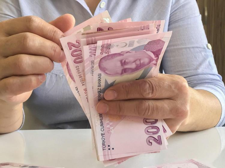 Emekli ve memurlara yeni yıl müjdesi geldi Emekli ve memura çifte zam, tek tek hesaplandı