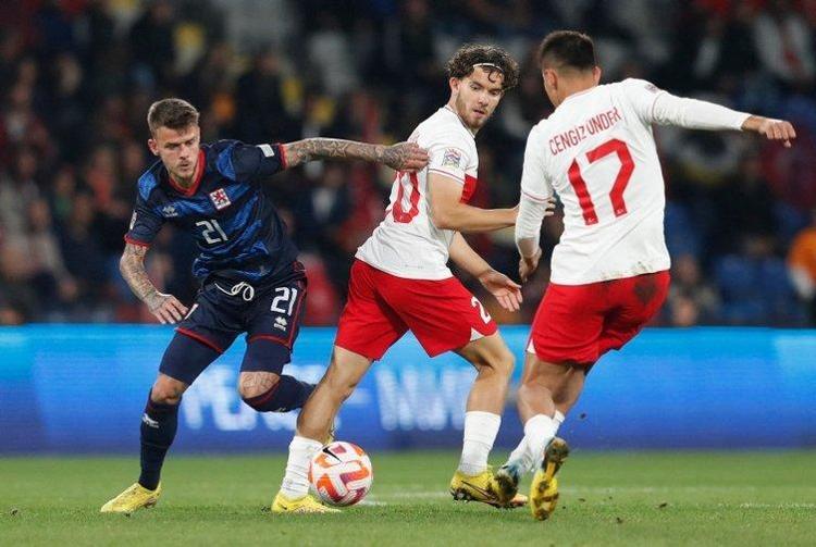 Fenerbahçede yaprak dökümü başladı 2 yıldız için dünya devleri devrede