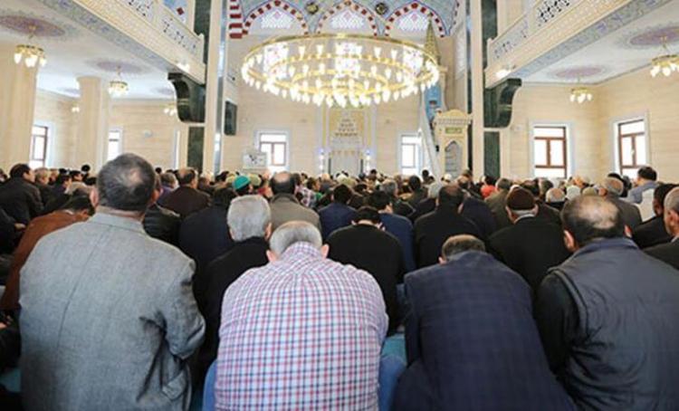 Cuma namazı sırasında hangi dualar okunur