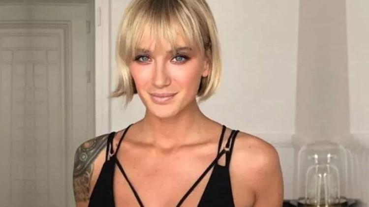 Didem Soydan kürklü pozuyla adından söz ettirdi