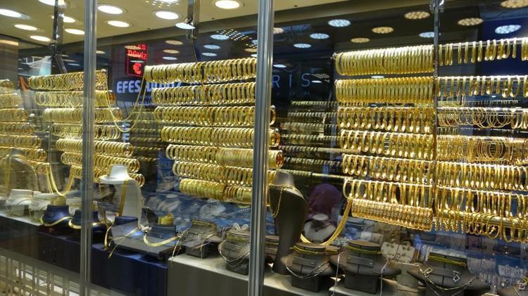 Altın fiyatlarında flaş gelişme Gram altın yükselince fiyatı patladı, işte yeni zirve