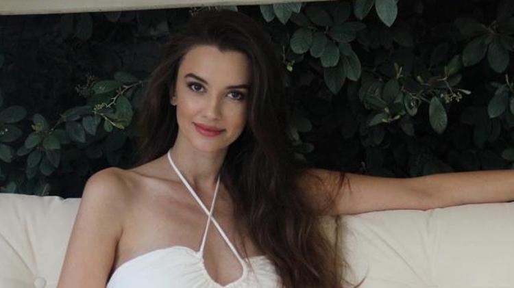 Leyla Lydia Tuğutlu, suda doğum yaptığı anları paylaştı