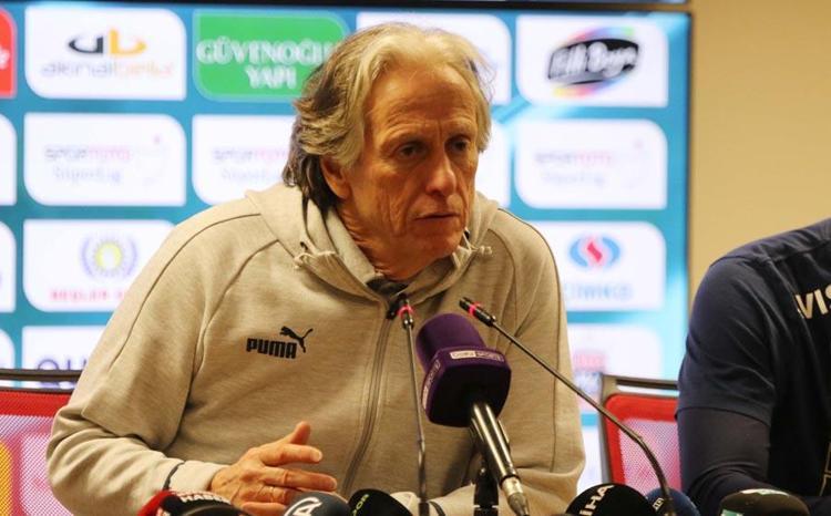 Bu sefer de Roger Schmidt Ali Koçun peşine düştü Onu bize verin Joao Felix yapalım