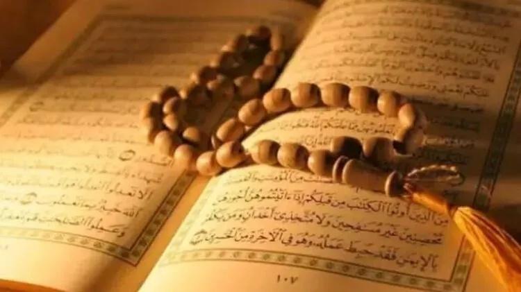Arefe günü 1000 İhlas okumanın fazileti Arefe günü İhlas Suresi ne zaman okunur, 1000 İhlas okurken besmele çekilir mi Arefe günü bin İhlas Suresi okumak