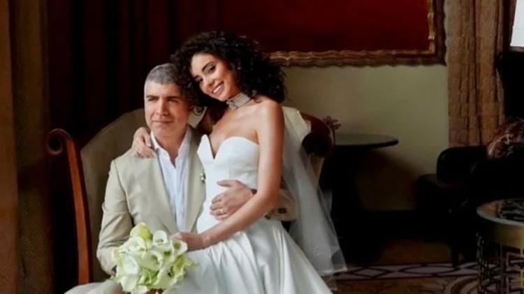 Özcan Deniz ve Samar Dadgarın nikah fotoğrafları geldi