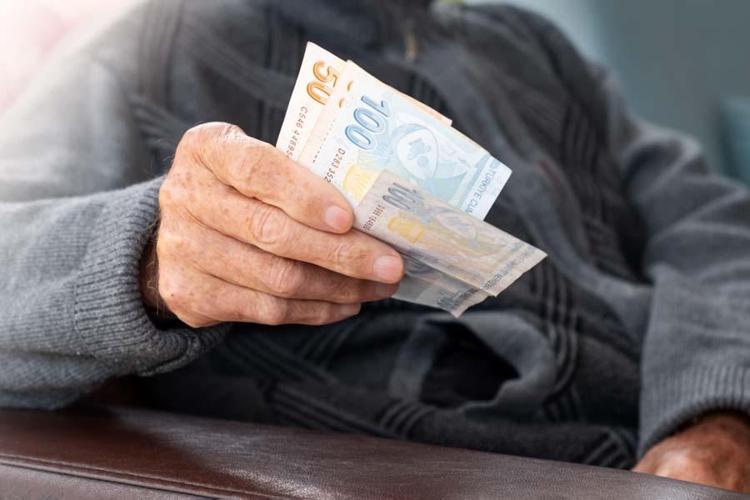 EYTliler ilk maaşları ne zaman alacak Kademeli prim gün sayısı ne demek Uzman isim tek tek yanıtladı