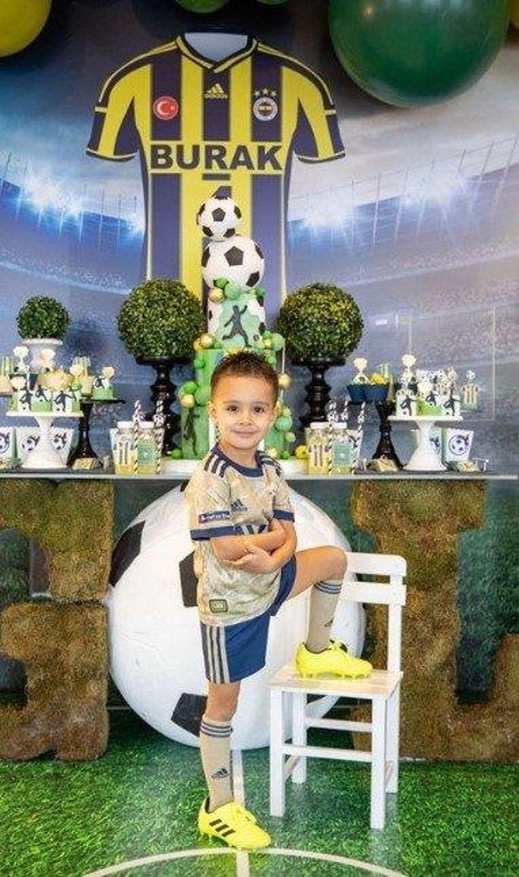 Alişan ve Buse Varol, Eliz ve Burak’ın doğum günlerini kutladı İşte ilk kareler