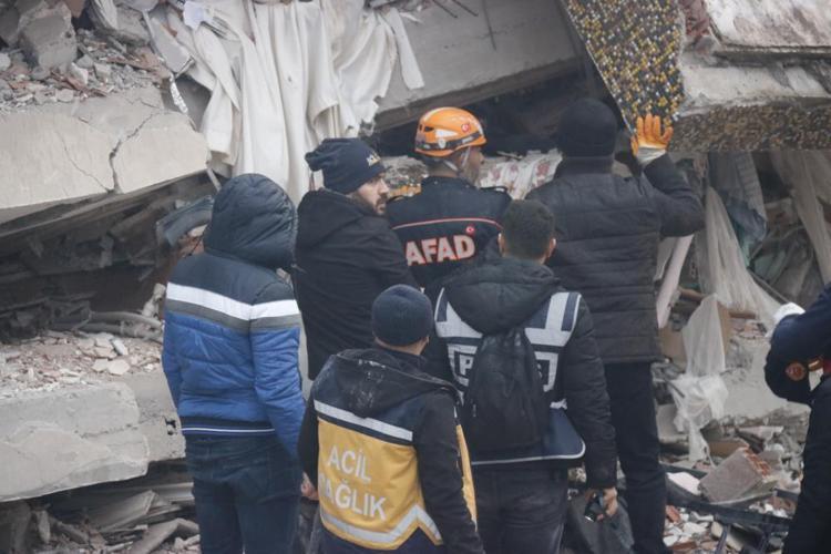 Kahramanmaraş 7.7 ile sallandı Gün aydınlanınca depremin yıkıcı boyutu ortaya çıktı, işte ilk görüntüler