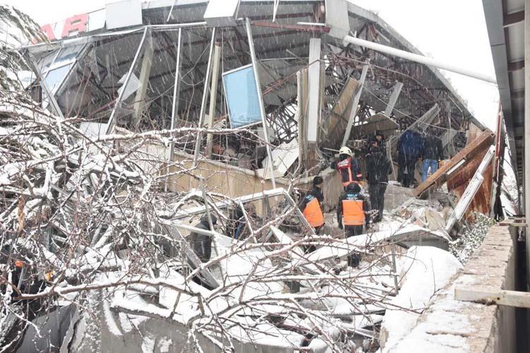 ‘İlk deprem ikinciyi tetikledi’