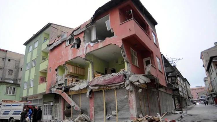 Depremde ölenlerin kimlikleri belli oldu mu, listesi açıklandı mı