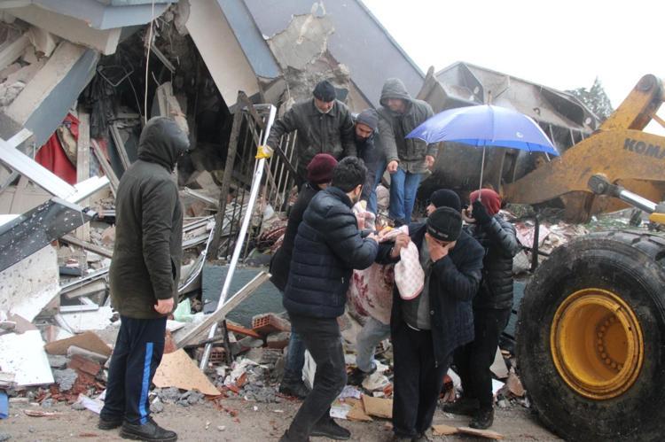 Dünyanın gördüğü en büyük felaketlerden biri İşte depremde yıkımı büyüten sebepler