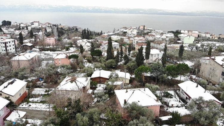 17 Ağustos depreminin yıkamadığı Tavşancılın sırrını mahalle sakinlerini anlattı