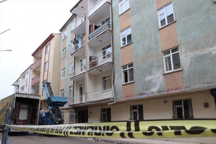 AZ HASARLI BİNA NE DEMEK
