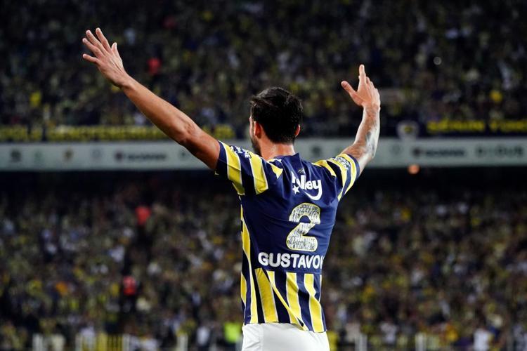 Aubameyang Fenerbahçeye geliyor İmzaların atılması için tek bir şart var