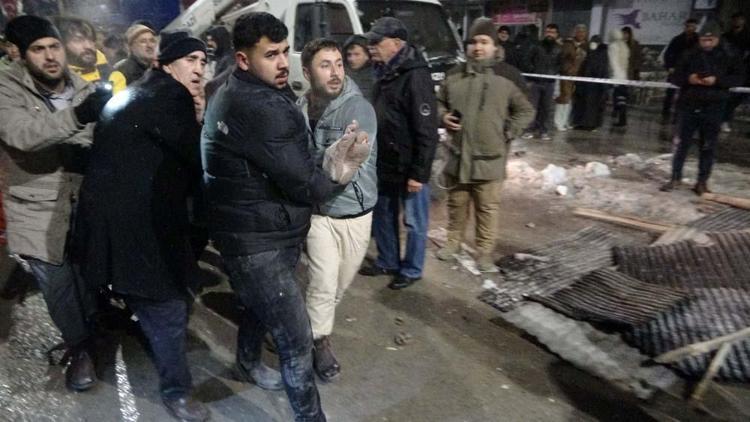 Depremzedelere 10 bin TL yardım ödemeleri başladı Hane başı 10 bin TL destek hesaplara yatırılıyor