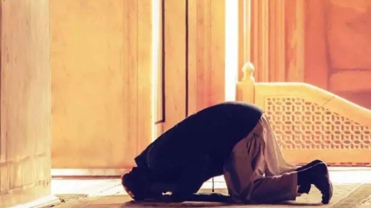 Cuma namazı saati kaçta 24 Şubat 2023 Cuma saati kaçta bitiyor, ne kadar sürüyor İl il Diyanet namaz vakitleri ile bugün İstanbul, İzmir, Ankara için Cuma namazı saatleri