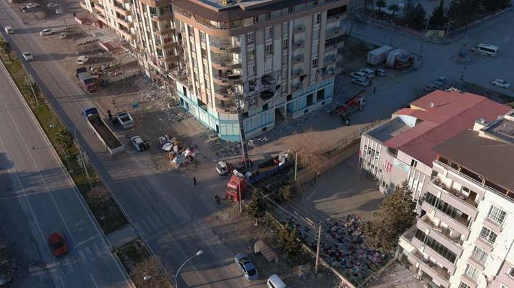 Depremzede SSK ve Bağ-Kur emeklilerini ilgilendiren karar Ödemeler öne çekildi