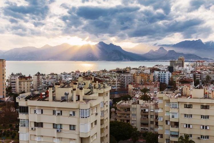 6 AYA VARAN VADELERDE GERİ ÖDEMESİZ KREDİ PAKETLERİ