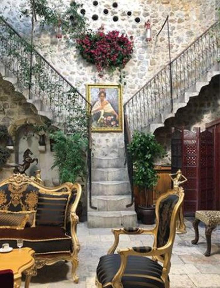 Şenay Gürlerden yürek yakan sözler: Hayalimdeki şehirdi şimdi paramparça